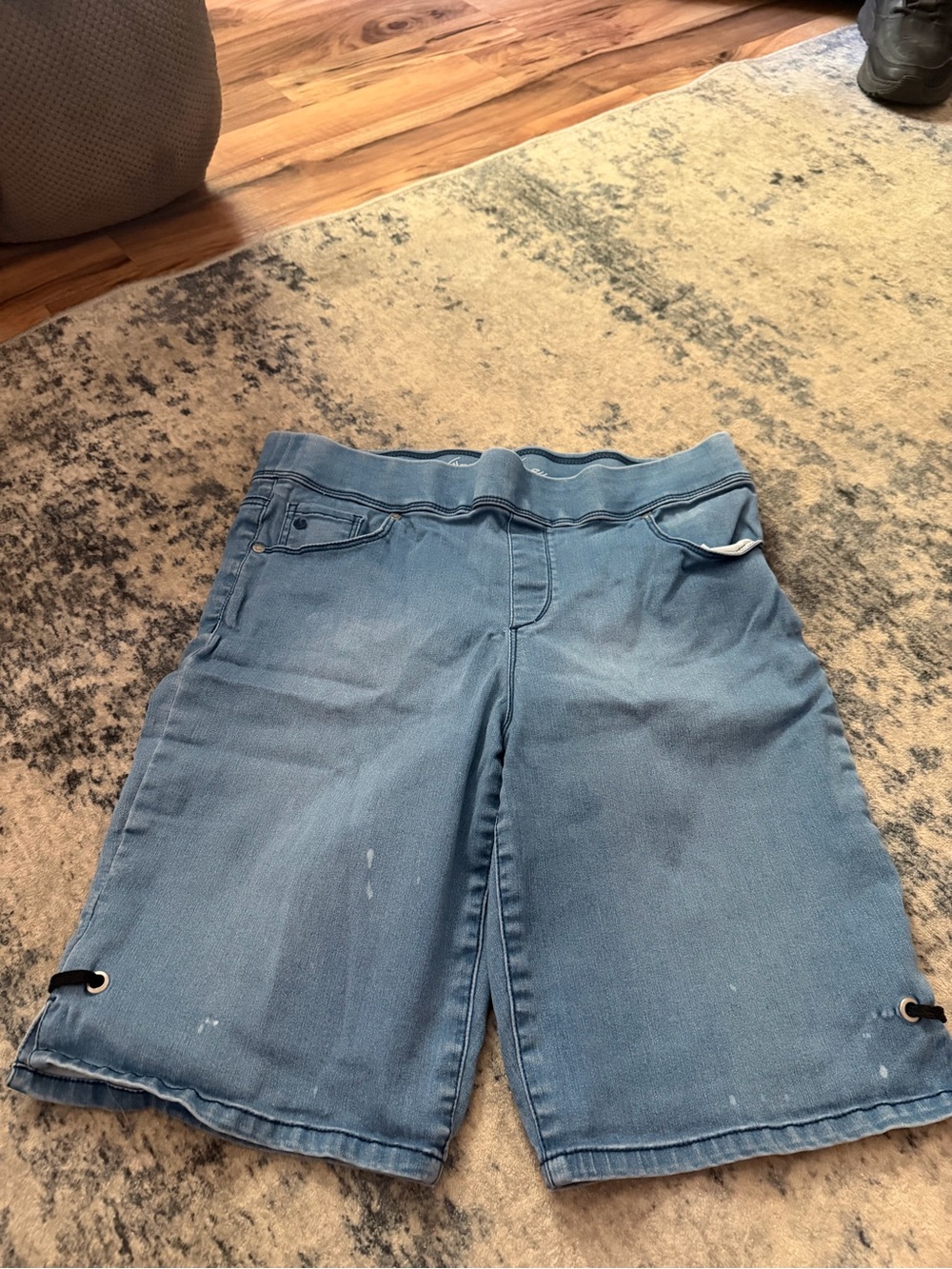 Gloria Vanderbilt Blue Denim Jeans Waistband Detail